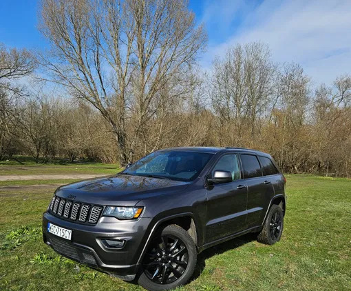 samochody osobowe Jeep Grand Cherokee cena 134000 przebieg: 32700, rok produkcji 2020 z Warszawa